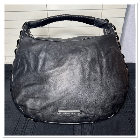 Michael Kors 'ID Chain' Hobo Handbag NOT PART OF THE SALE - Picture 2 of 14